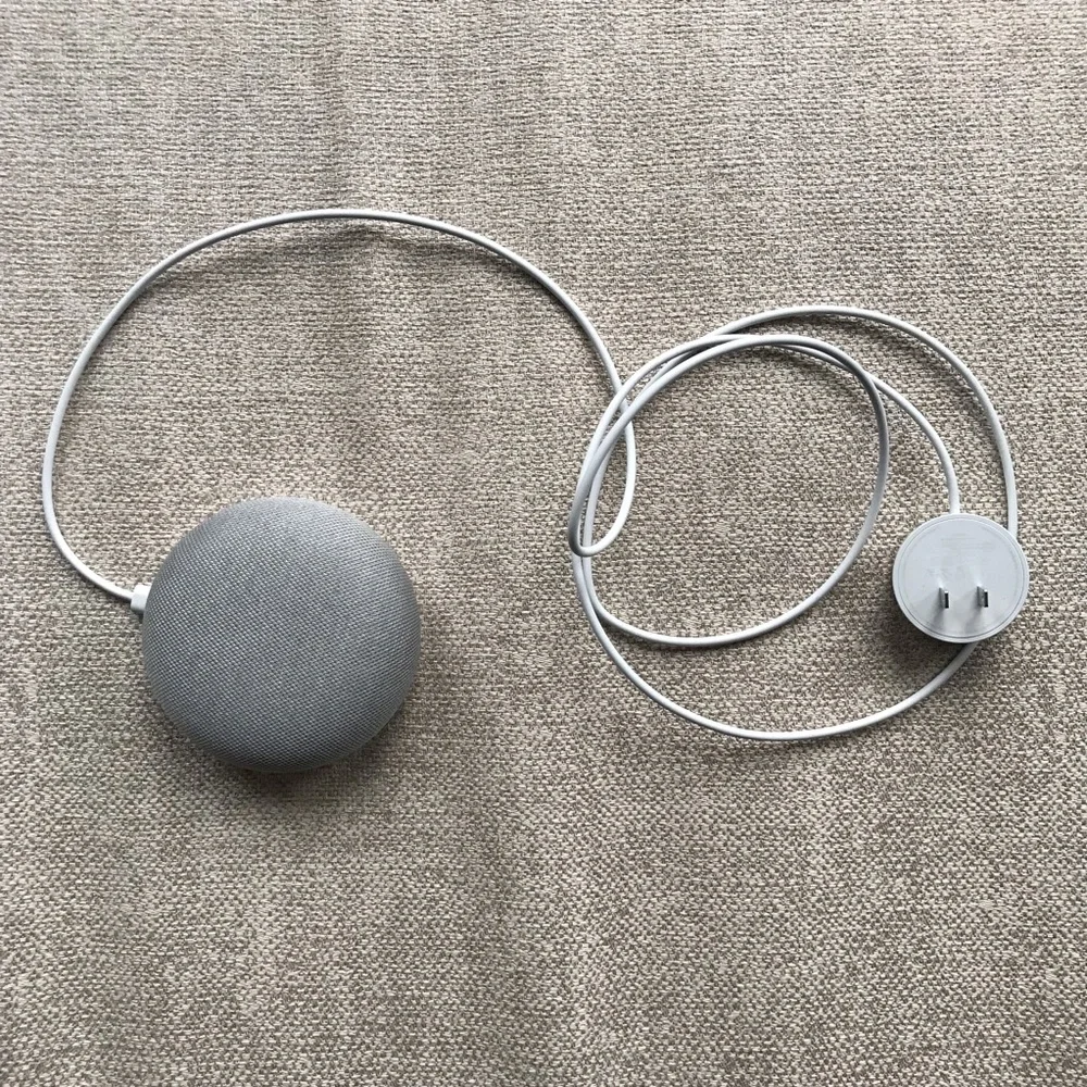 Google Home Mini